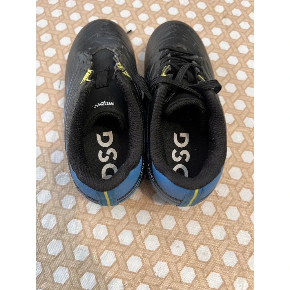 DSG Speed Viper Soccer Cleats Youth Cleats size 11K Black & Blue